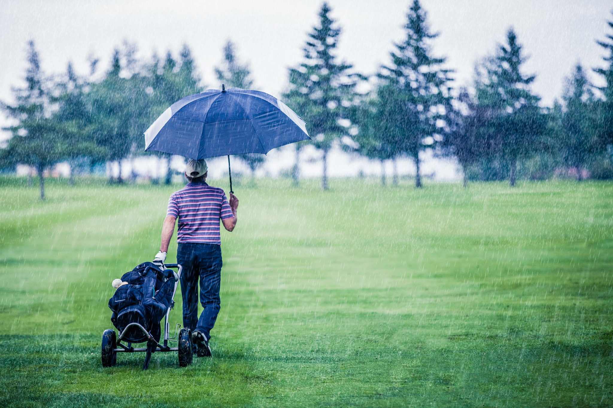 omdraaien Internationale Autorisatie Wertvolle Tipps für das Golfen bei Regen - Golfsportmagazin